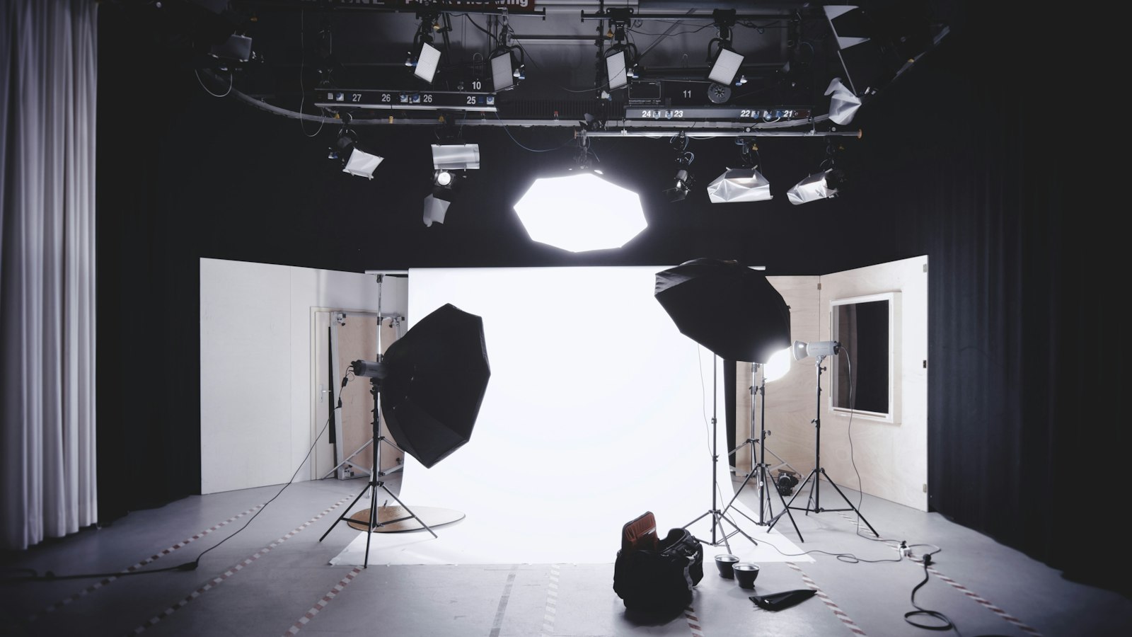 Studio lighting setup in Camas